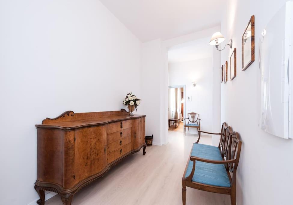 Loft Olmo Centrale, A/C Wifi フィレンツェ エクステリア 写真